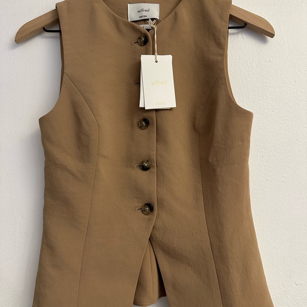 Aritzia Wilfred Camel Regal Vest - Brand new